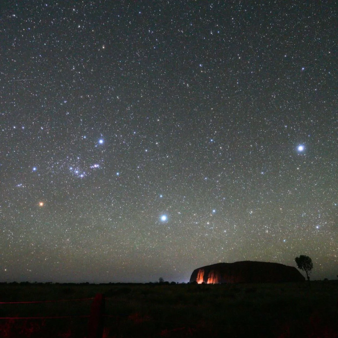 Viking Vear | Can you visit Uluru at night? Restrictions on Night Visits
